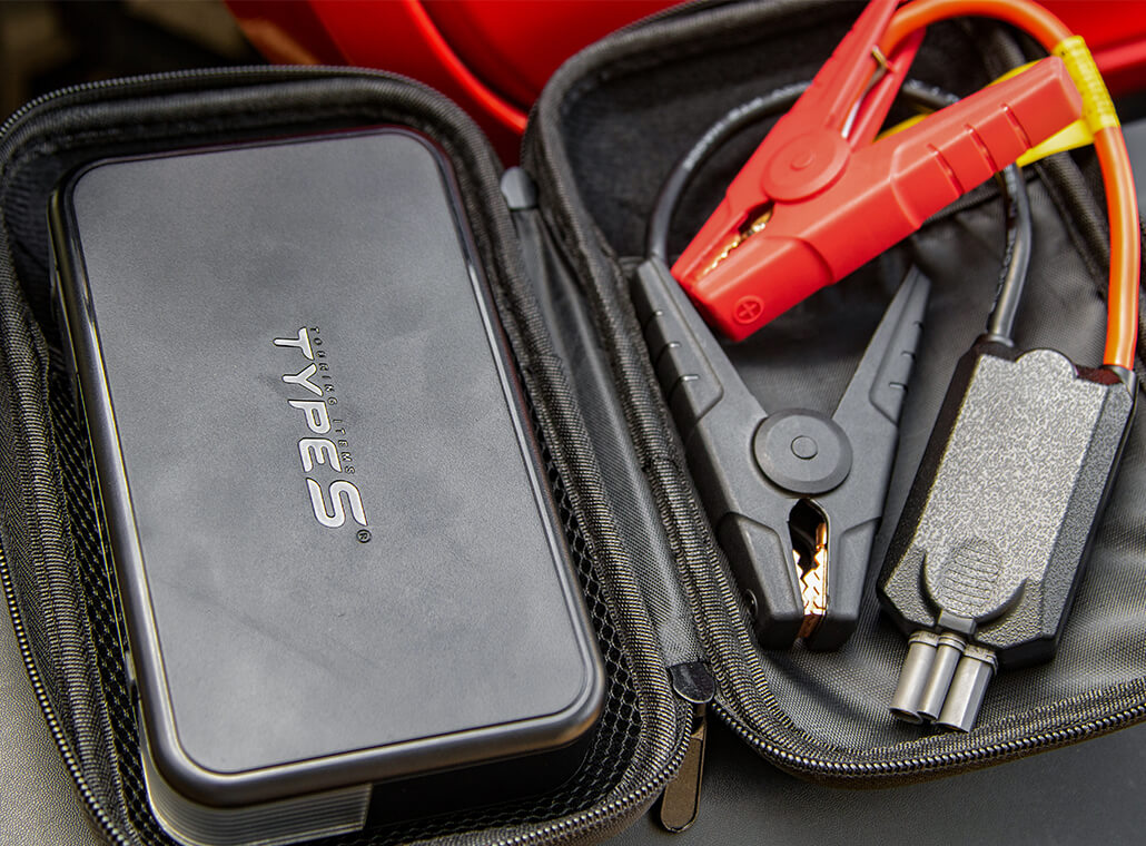 TYPE S 12V 6.0L Battery Jump Starter with JumpGuide™ and 8,000 mAh Power Bank