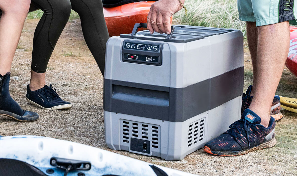 BLIZZARD BOX 41QT / 38L Portable Electric Cooler with USB Charging –  Thrashed Off-Road