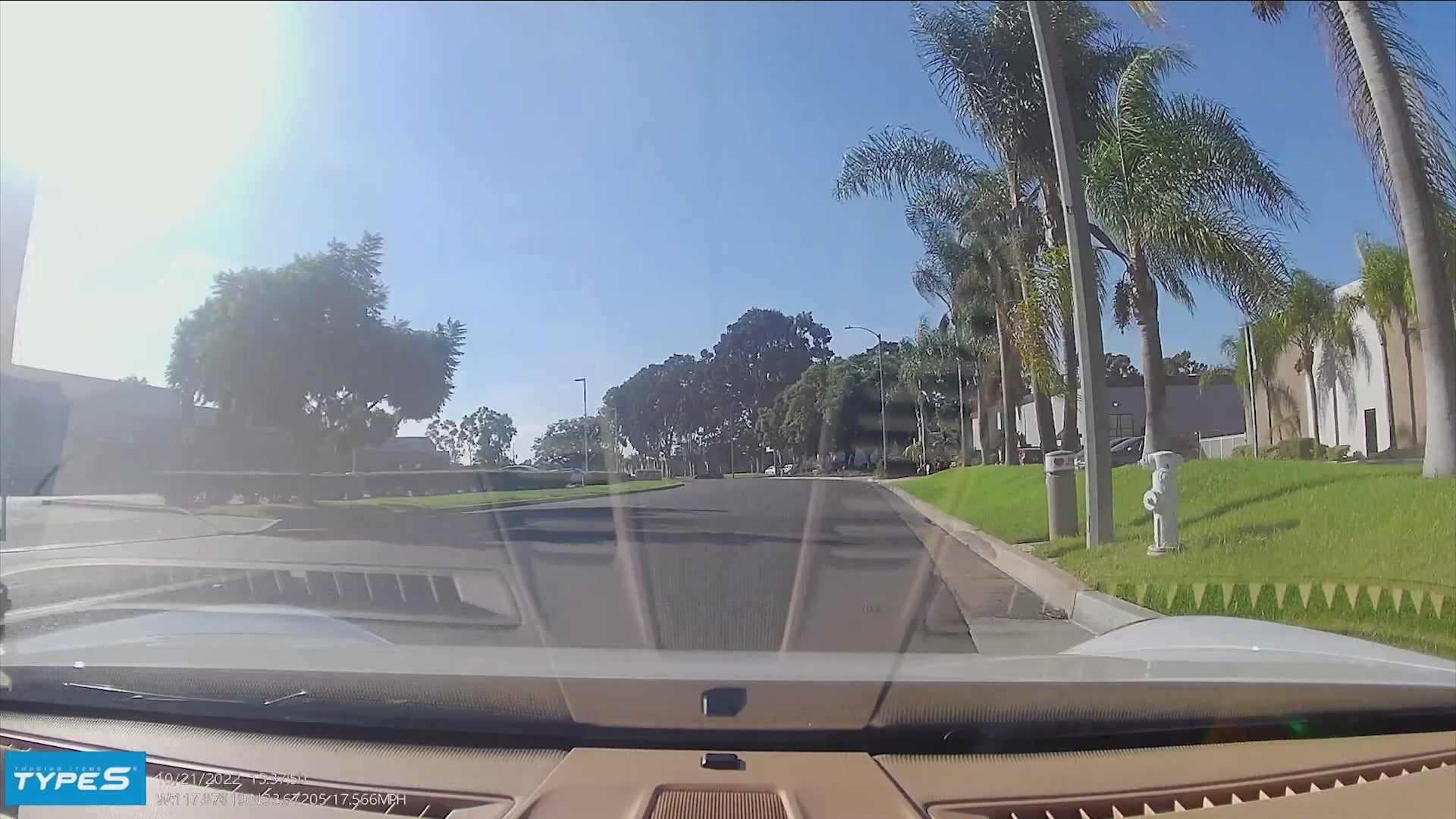Load video: TYPE S S402 Pro Ultra HD 4K Dual View Dashcam with 2K Cabin View Cam